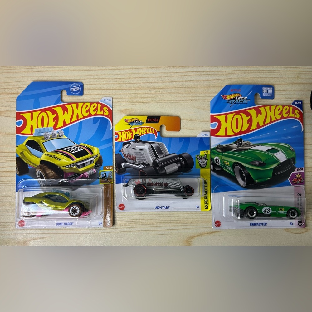Hot Wheels Racing Car Trio - Yellow, Silver, Green